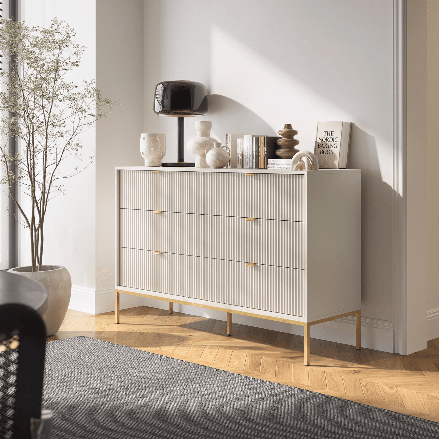 Komoda Crow z sześcioma szufladami kaszmir + złote nóżki