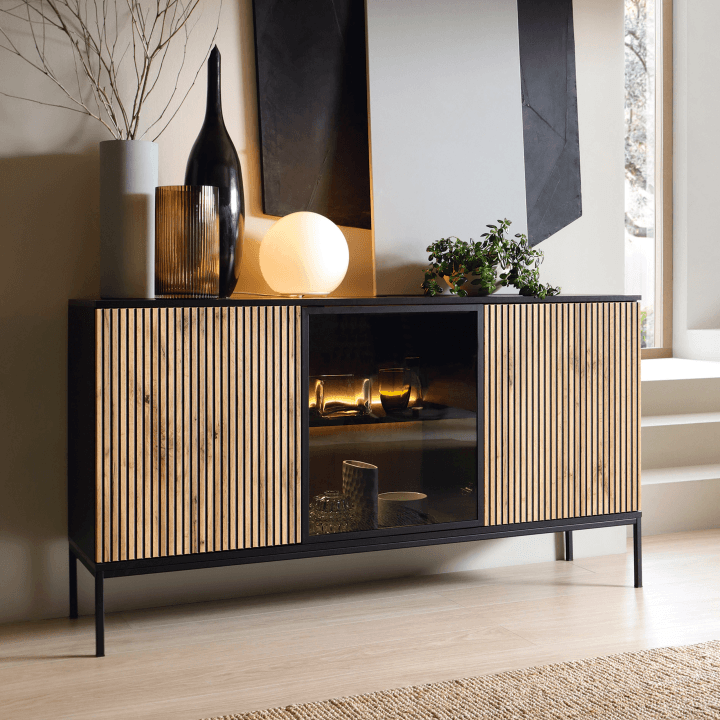 Komoda przeszklona Royal 154 cm Czarna Dąb Wotan z oświetleniem LED - zdjęcie 2